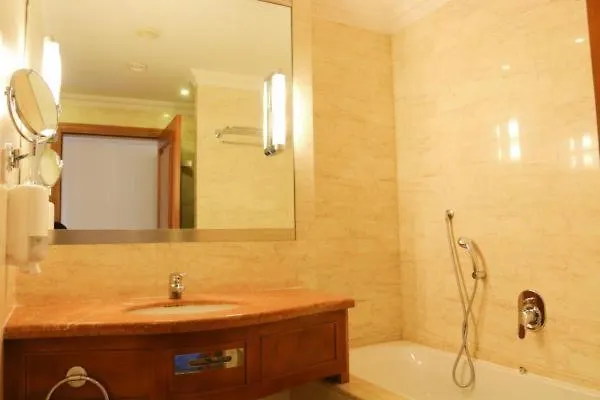 The Seafront Tower Hostel Sliema Málta